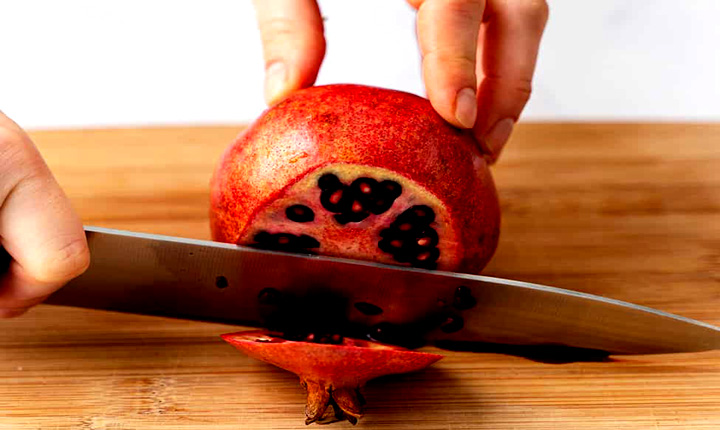 Easiest 5 Ways To Cut Open Pomegranate